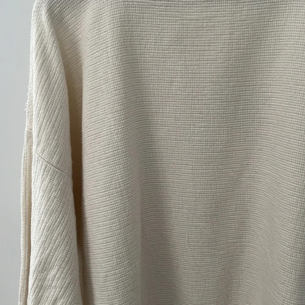 long sleeve top sweater roses . Chic. Woman - Picture 7 of 9
